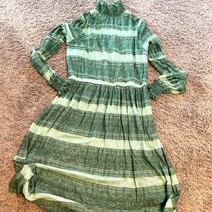 Lucy Paris L Green Turtle Neck Dress